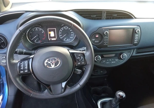 Toyota Yaris cena 56650 przebieg: 80000, rok produkcji 2018 z Piaski małe 106